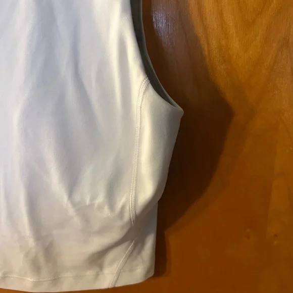 Lululemon Align High Neck tank top in a size 4 - Picture 7 of 8